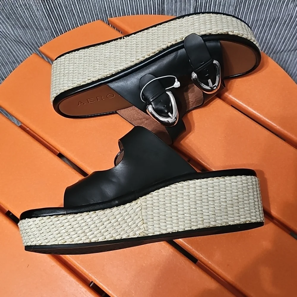 Aerosoles‎ Darcy Wedge Platform Double Buckle Sandal Women’s 7M NWOT Condition